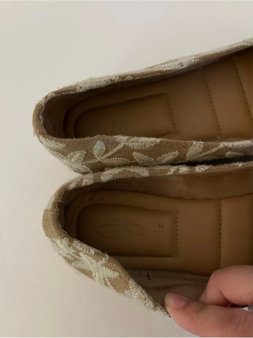 Joie Cara Slip On Embroidered Espadrilles Women’s Size 9.5